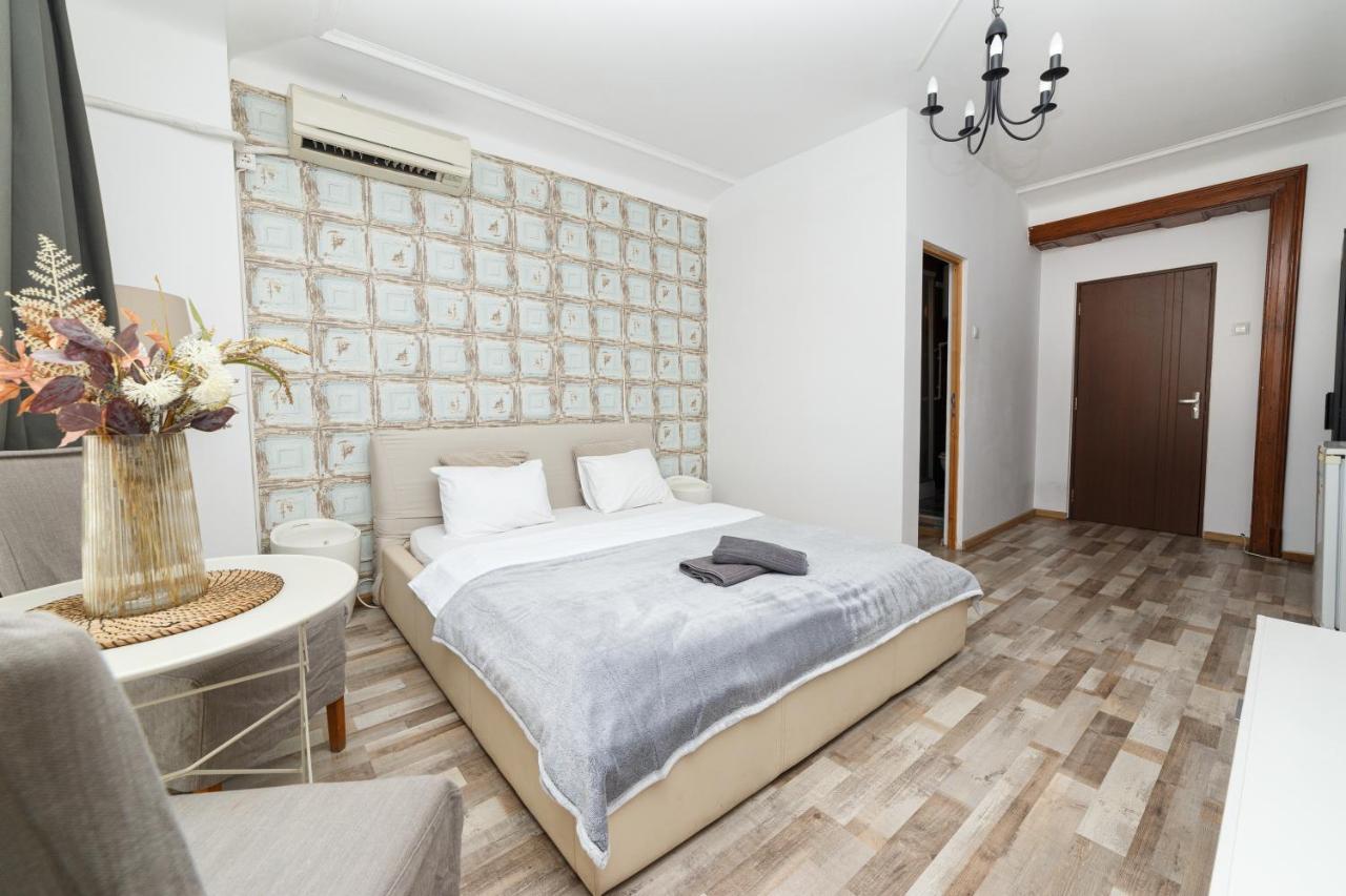 Color Apartments Street Blanari 12 Bükreş Dış mekan fotoğraf